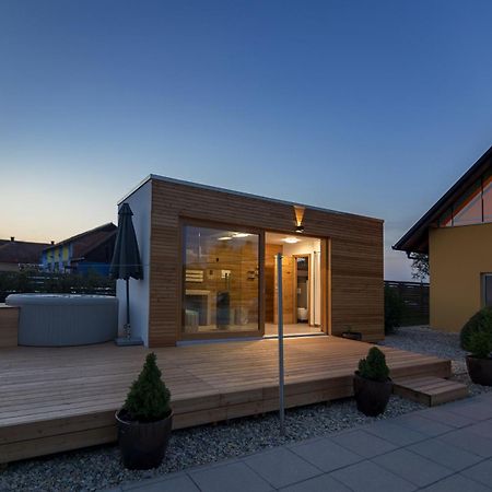 Vila Izabela Križevci pri Ljutomeru Exteriör bild